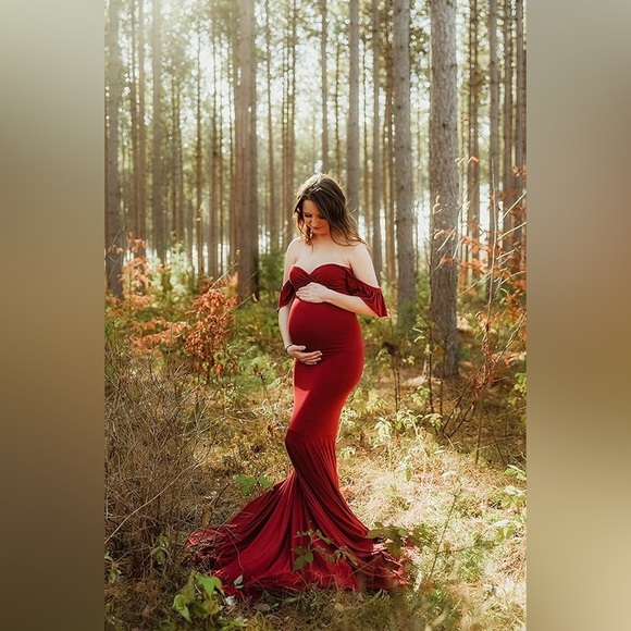 Mermaid Maternity Gown - Picture 7 of 13